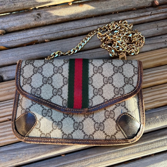 Handbags - Gucci Clutch
